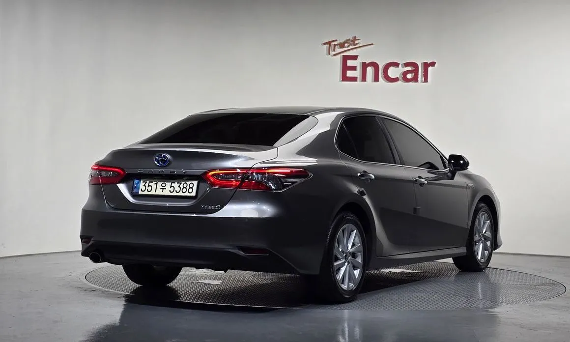 Toyota Camry 2022 из KR, фото 2