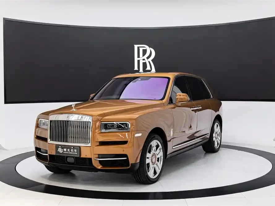 Rolls-Royce Cullinan — фото 1