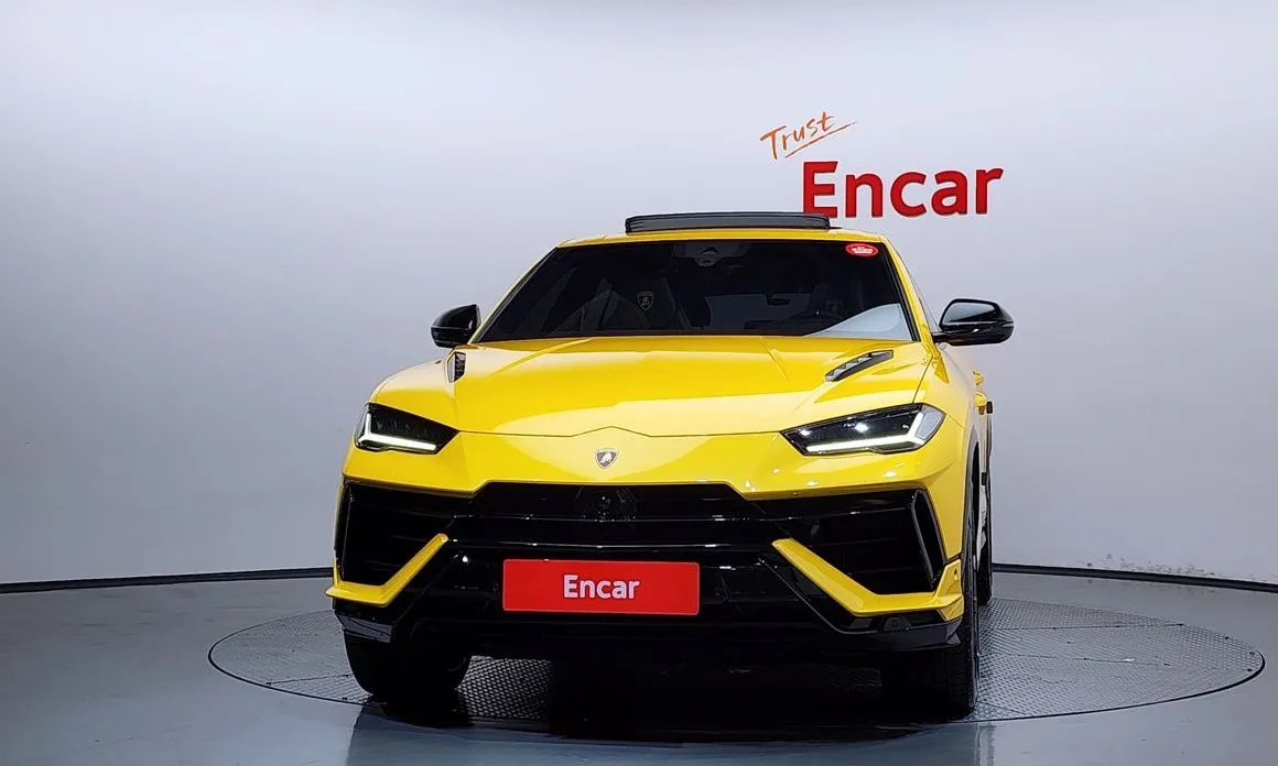 Lamborghini Urus 2023 из KR, фото 3