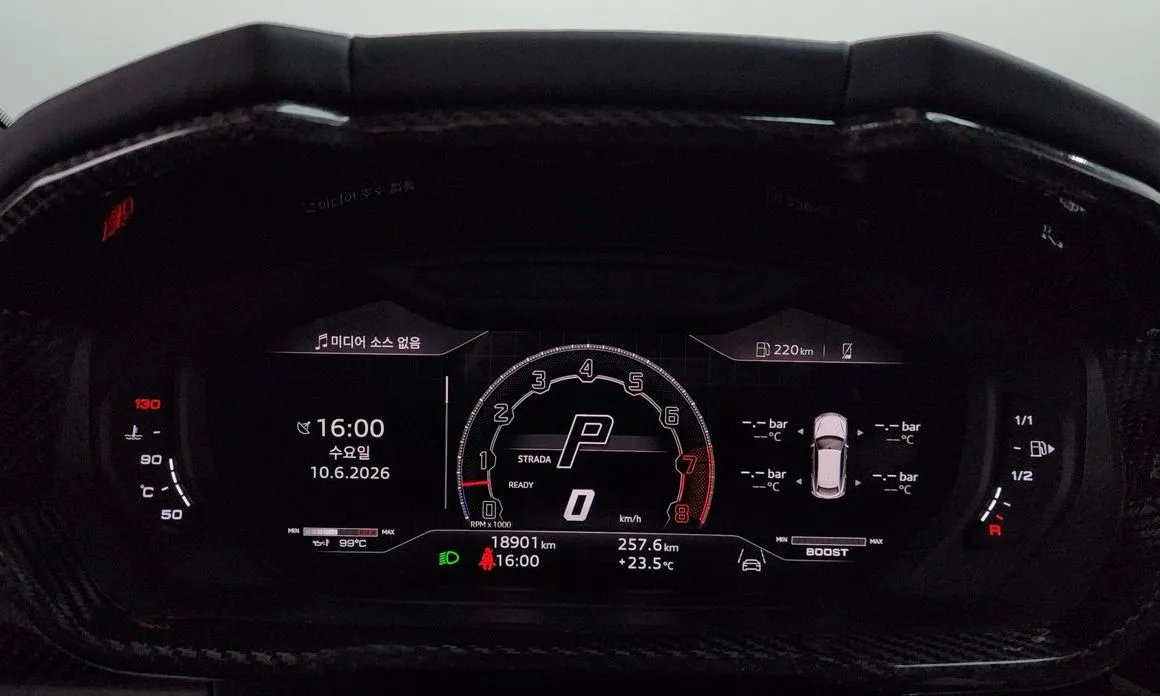 Lamborghini Urus 2023 из KR, фото 2