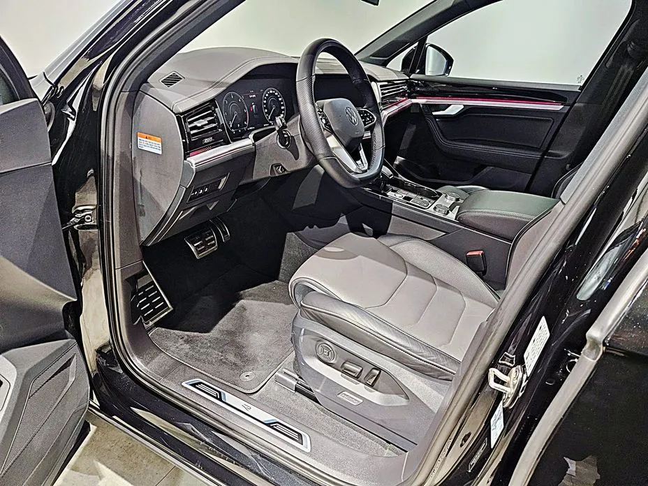 Volkswagen Touareg 2023 из KR, фото 3