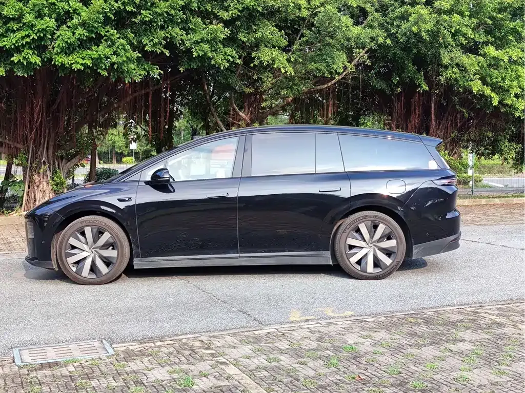Li Auto i8 2025 из CN, фото 8