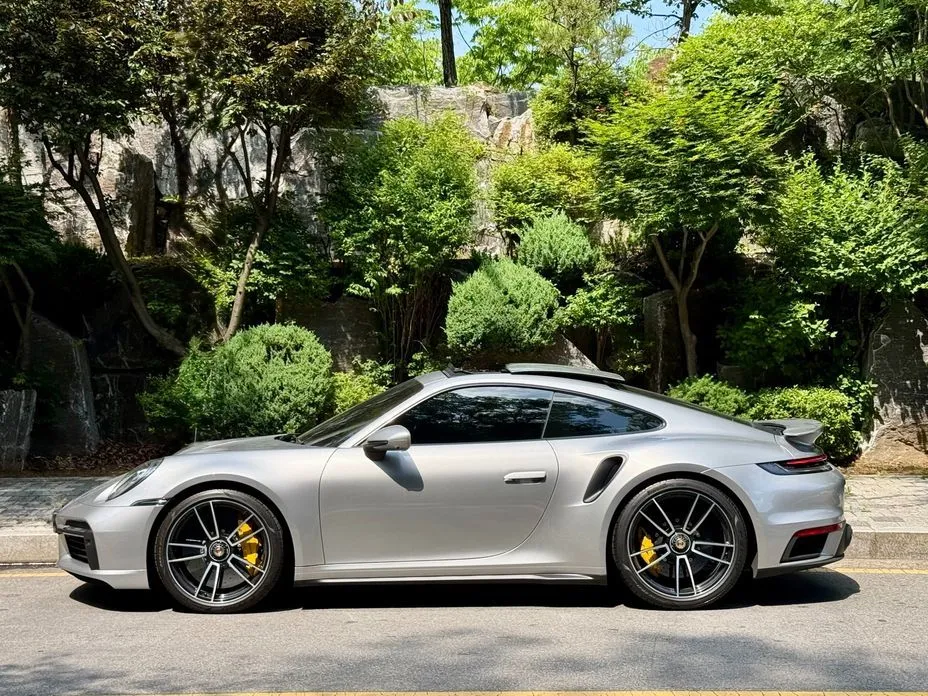 Porsche 911 2021 из KR, фото 8