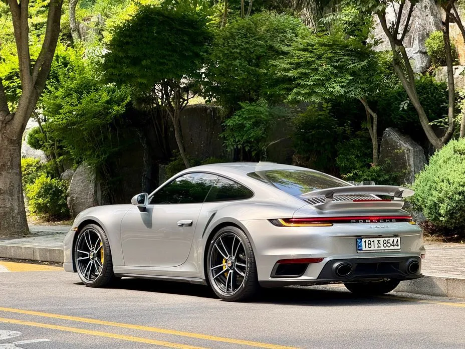 Porsche 911 2021 из KR, фото 10