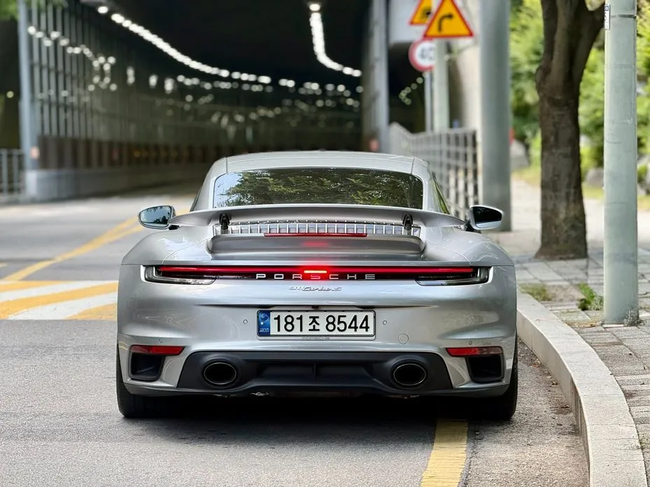 Porsche 911 2021 из KR, фото 5