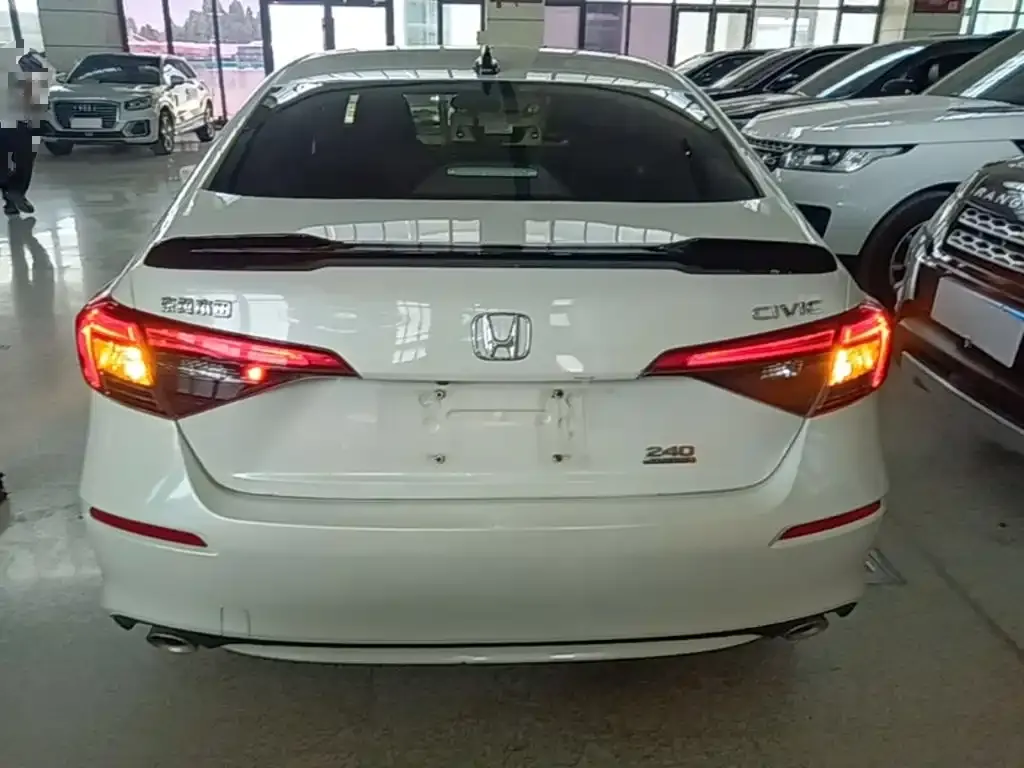 Honda Civic — фото 2