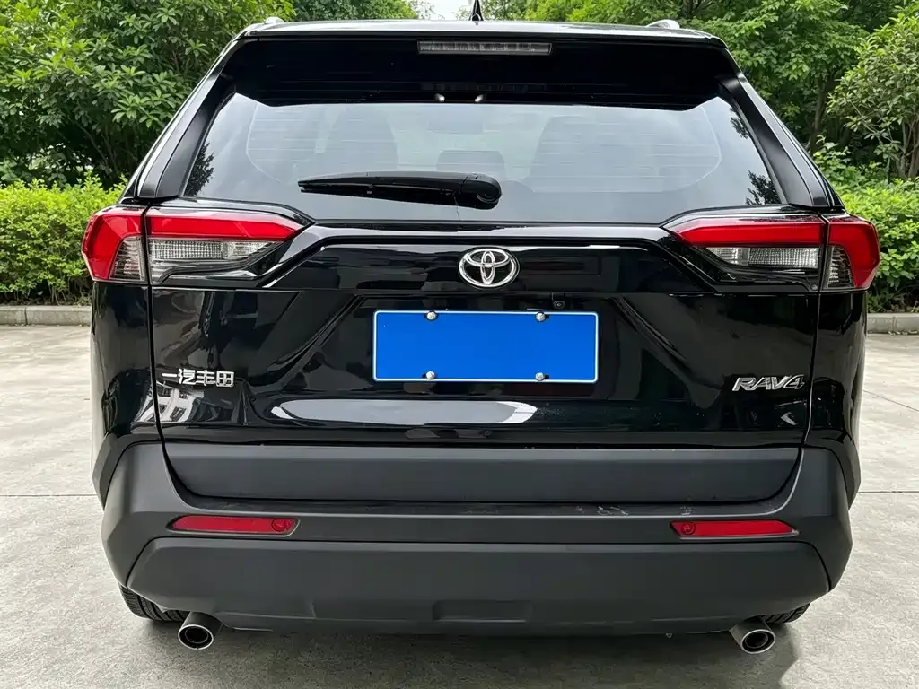 Toyota RAV4 2024 из CN, фото 7