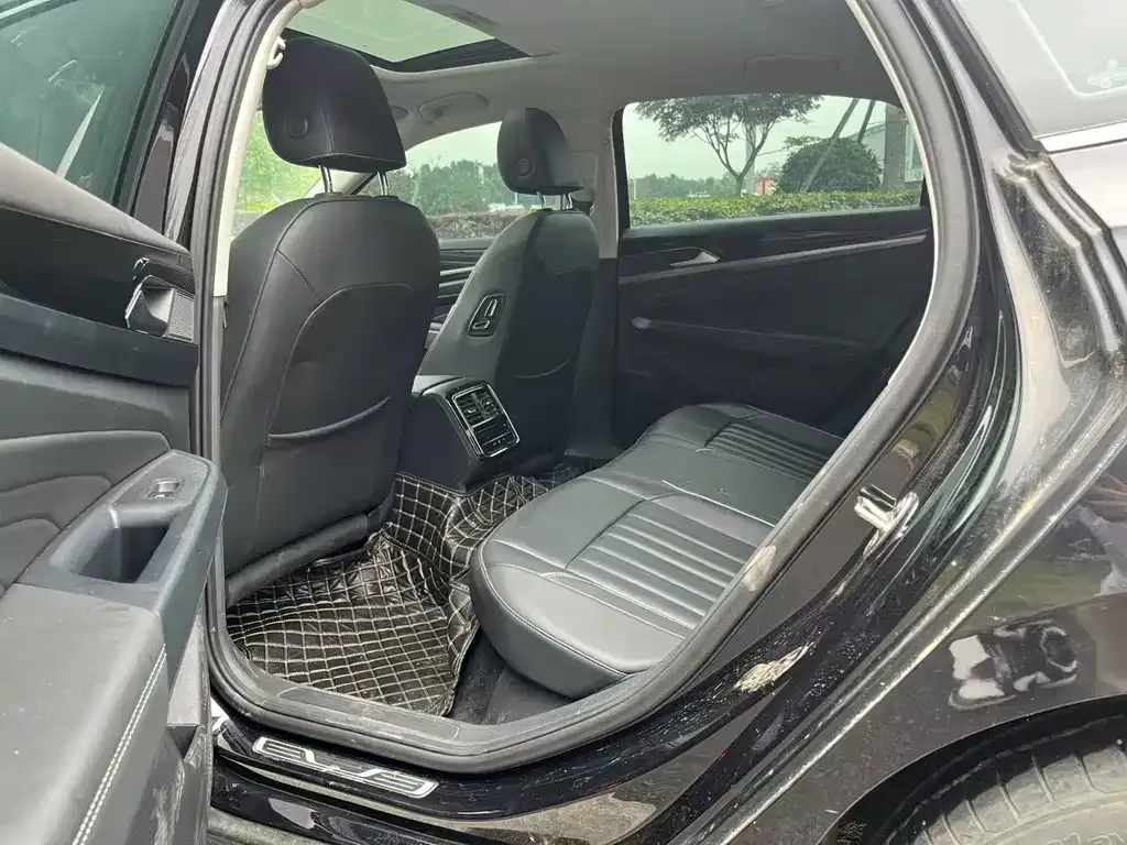 Volkswagen Passat — фото 5