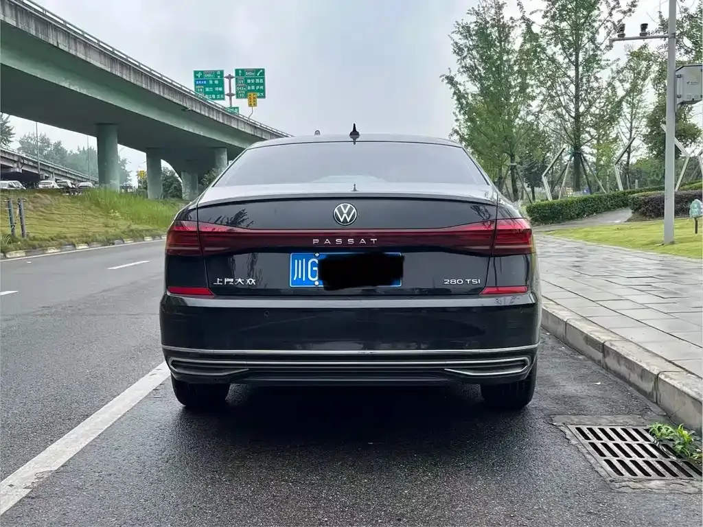 Volkswagen Passat — фото 4