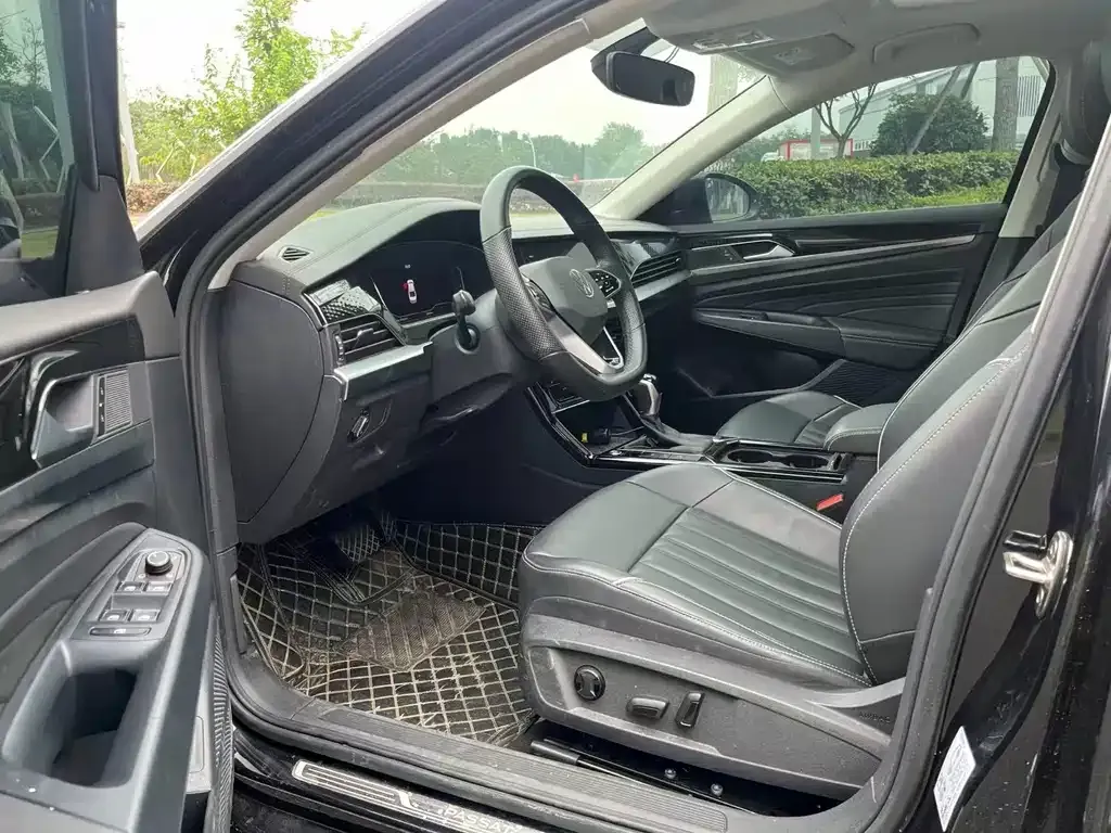 Volkswagen Passat — фото 6