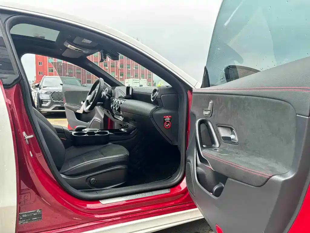 Mercedes-Benz CLA (Import) 2023 из CN, фото 2