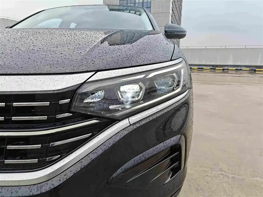 Volkswagen Passat — фото 4