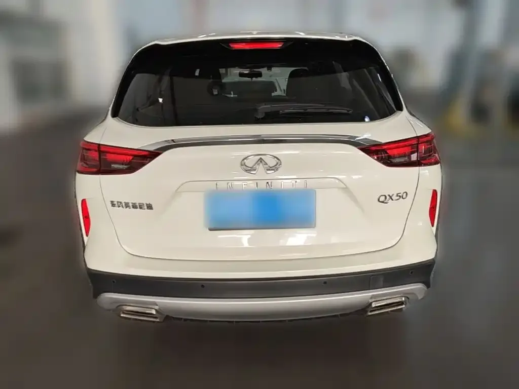 Infiniti QX50 2023 из CN, фото 2
