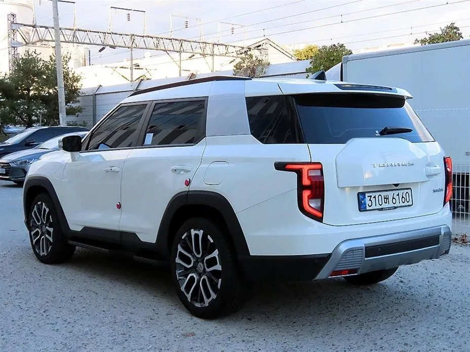 KG Mobility (Ssangyong) Torres 2023 из KR, фото 9