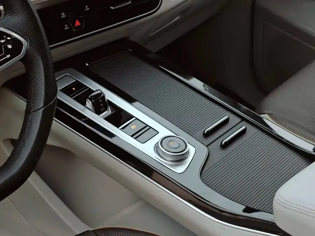 Volkswagen Tavendor 2023 из CN, фото 2