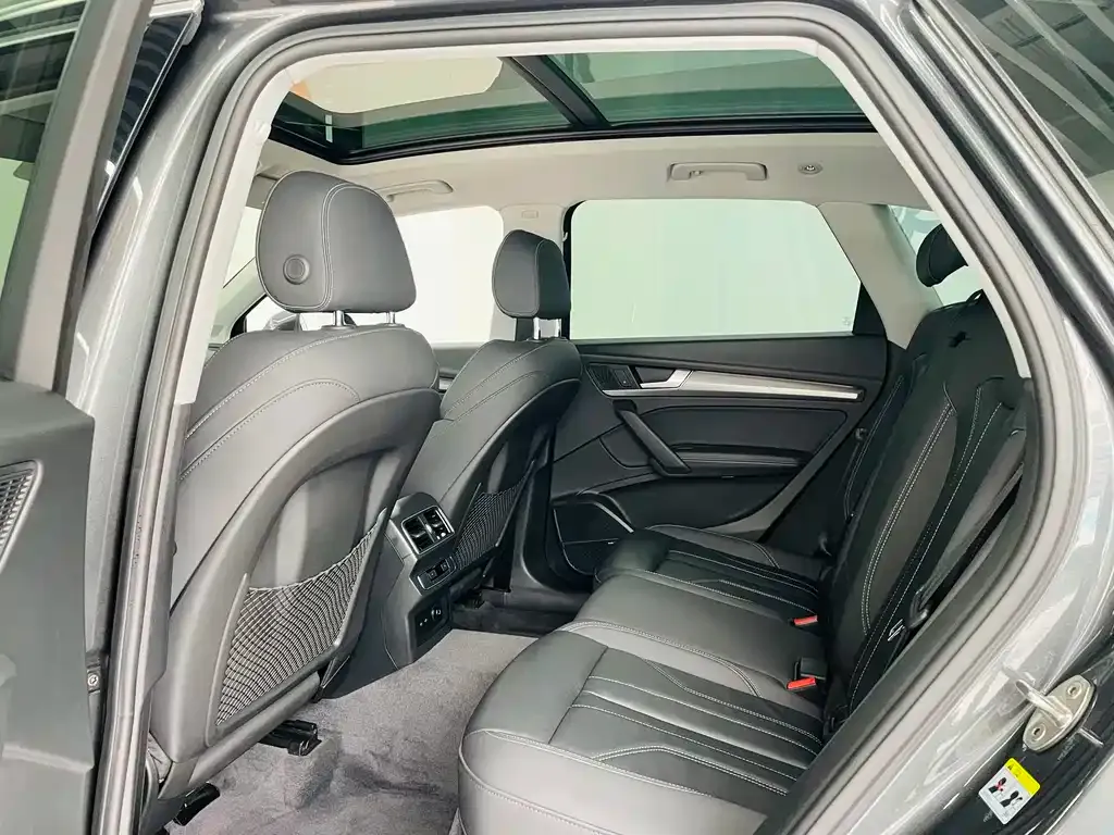 Audi Q5L 2021 из CN, фото 10