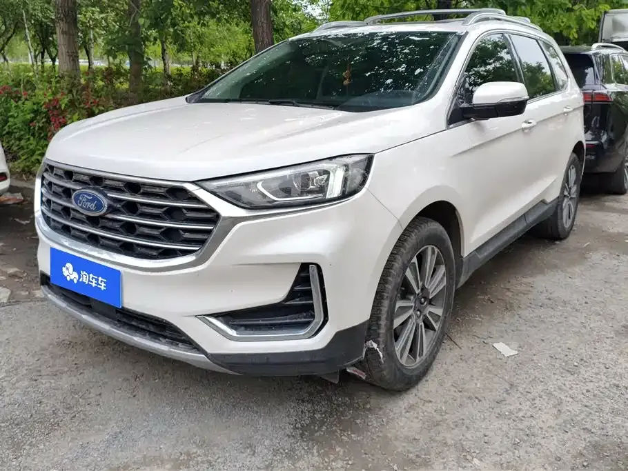Ford Edge — фото 1