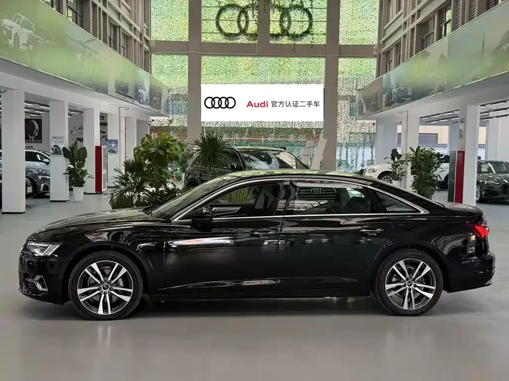 Audi A6L — фото 6