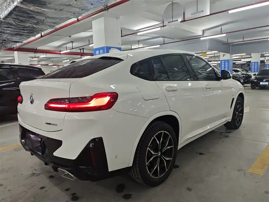 BMW X4 — фото 4