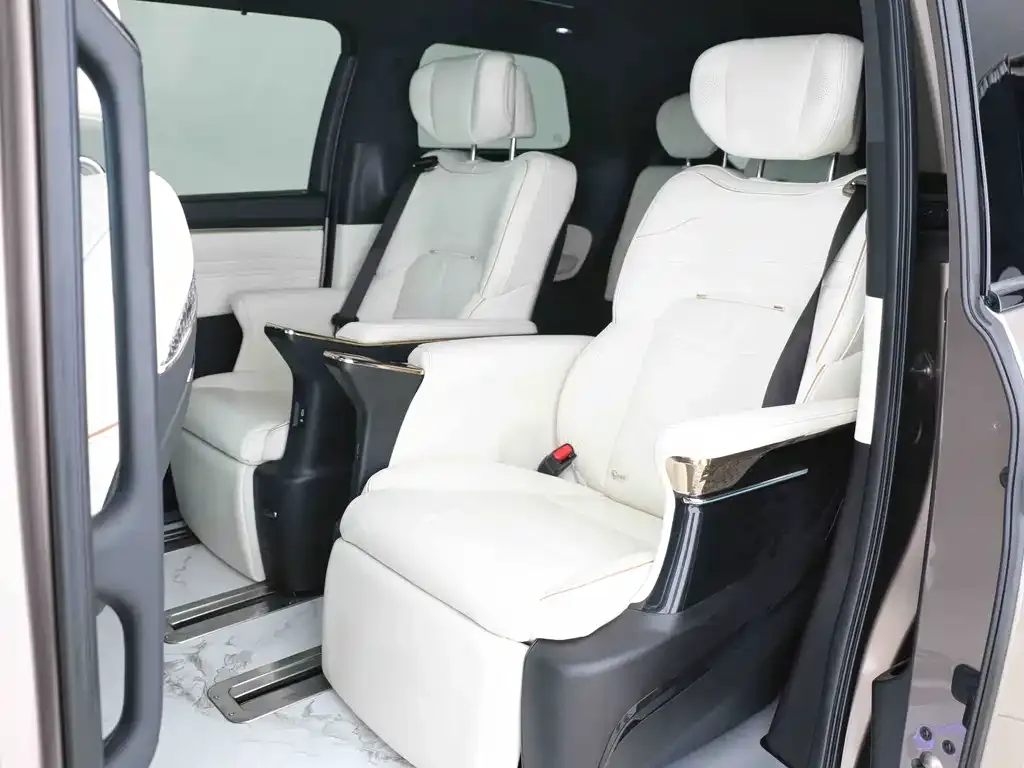 GAC Motor Trumpchi M8 — фото 7