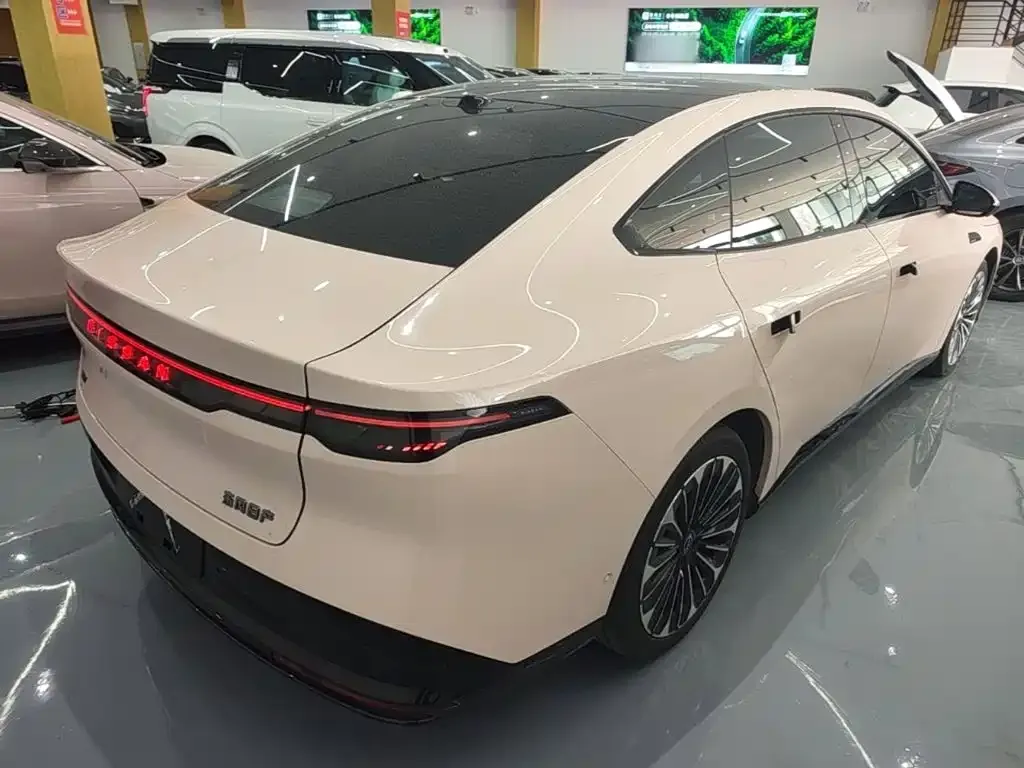 Nissan N7 2025 из CN, фото 4