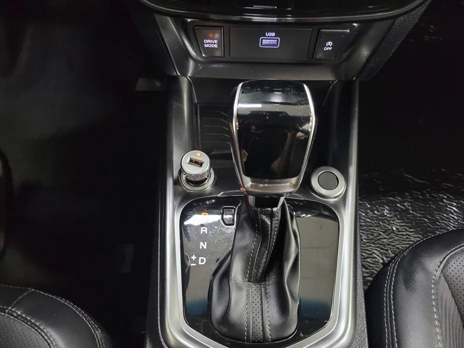 KG Mobility (Ssangyong) TIBOLI 2023 из KR, фото 4