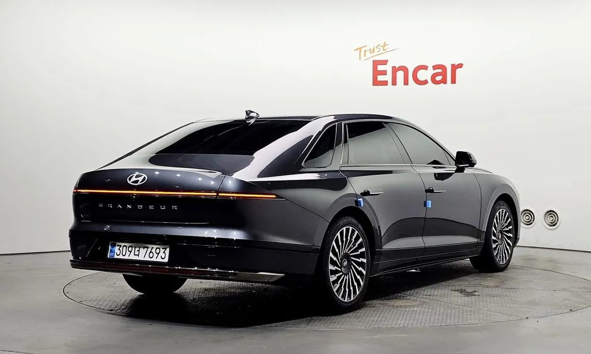 Hyundai Grandeur 2023 из KR, фото 2