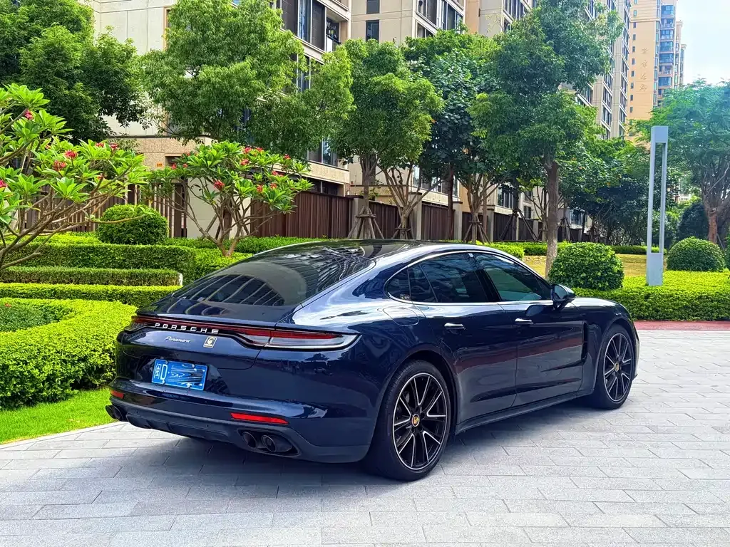 Porsche Panamera — фото 8