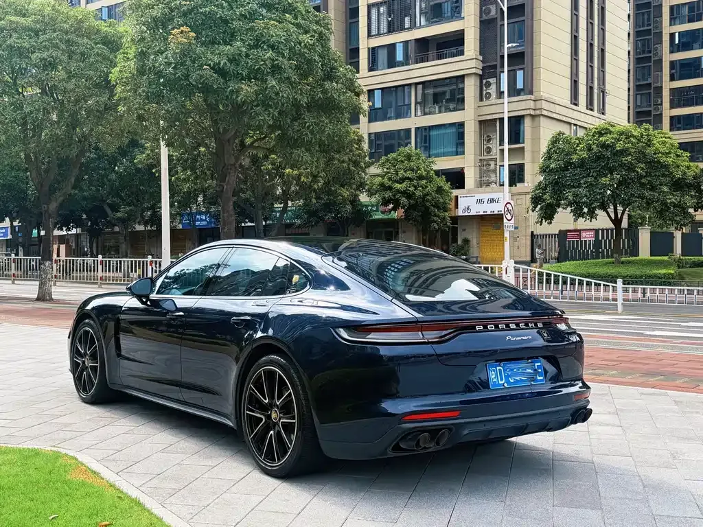 Porsche Panamera — фото 9