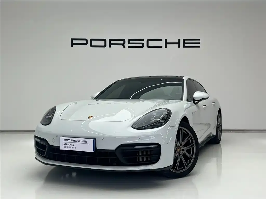Porsche Panamera — фото 1