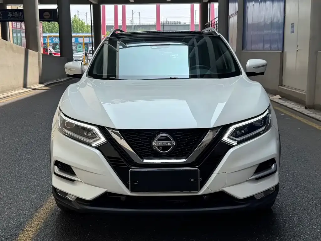Nissan Qashqai — фото 4