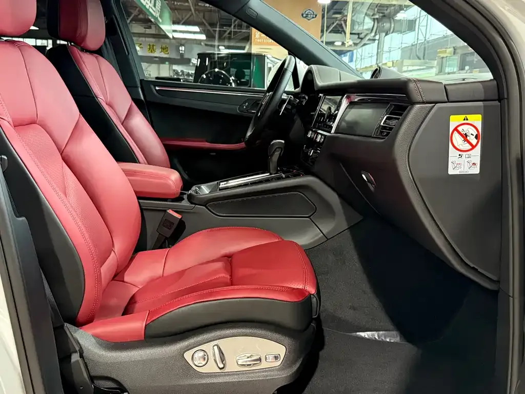 Porsche Macan — фото 10