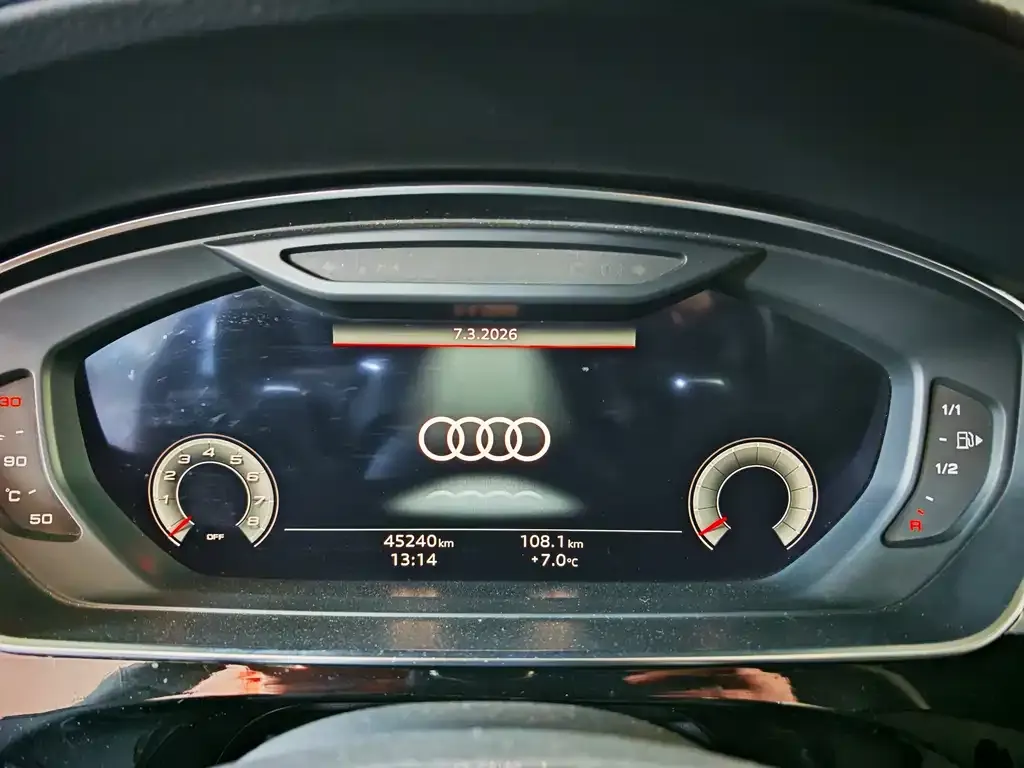 Audi A8 2024 из CN, фото 4