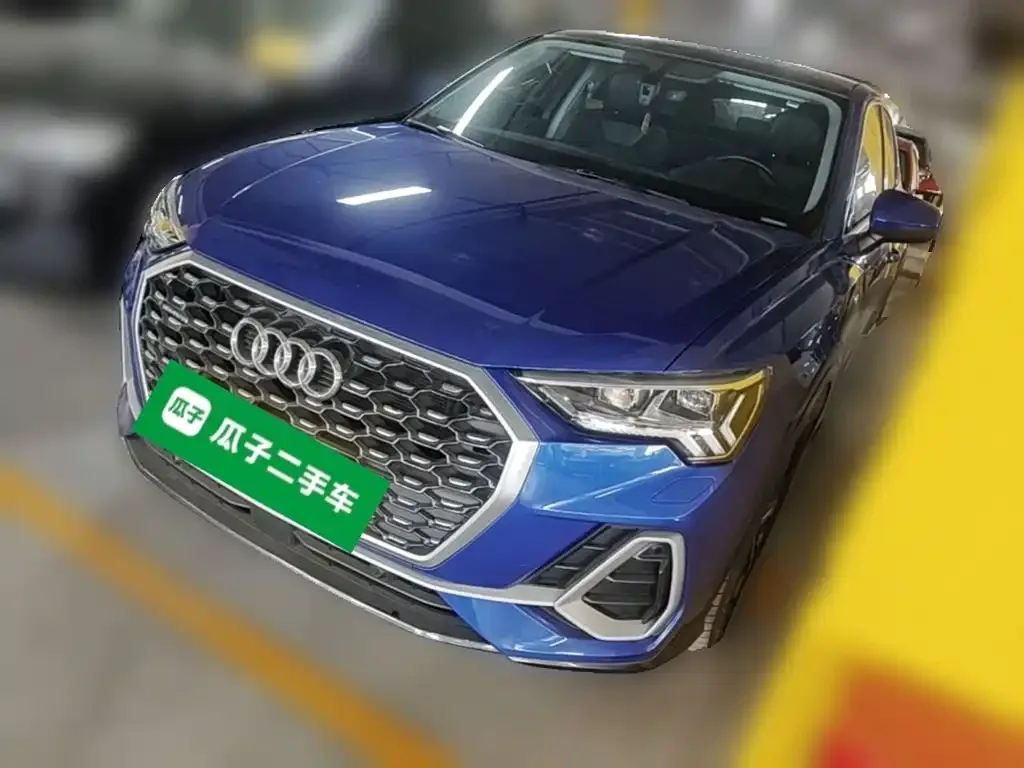 Audi Q3 Sportback — фото 1