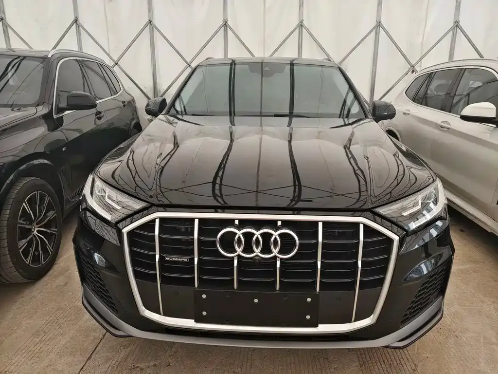 Audi Q7 2022 из CN, фото 9