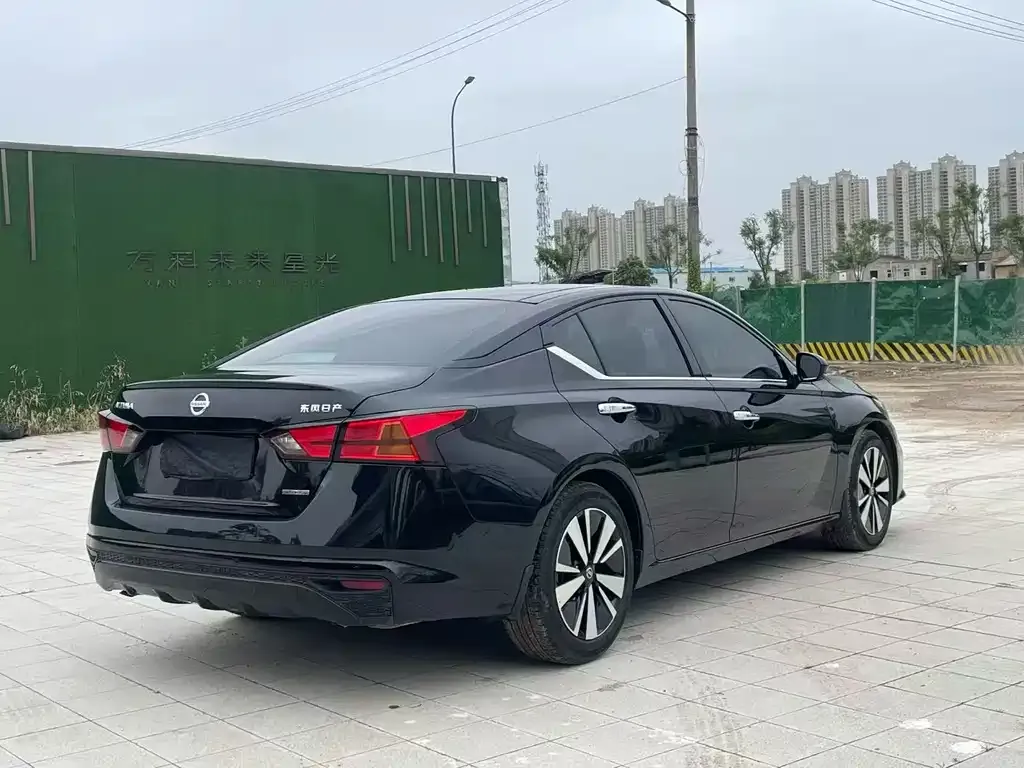 Nissan Teana — фото 6