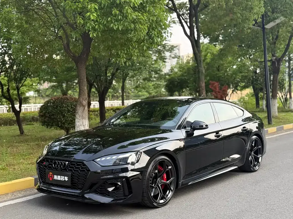 Audi RS 5 — фото 1