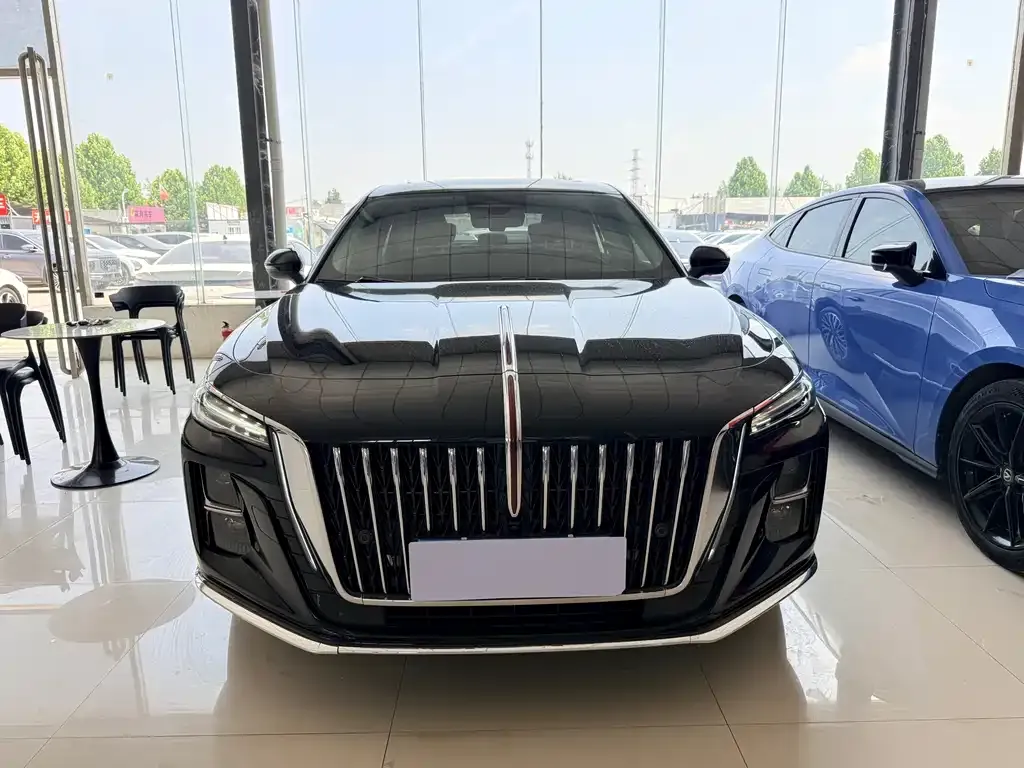 Hongqi H5 — фото 2