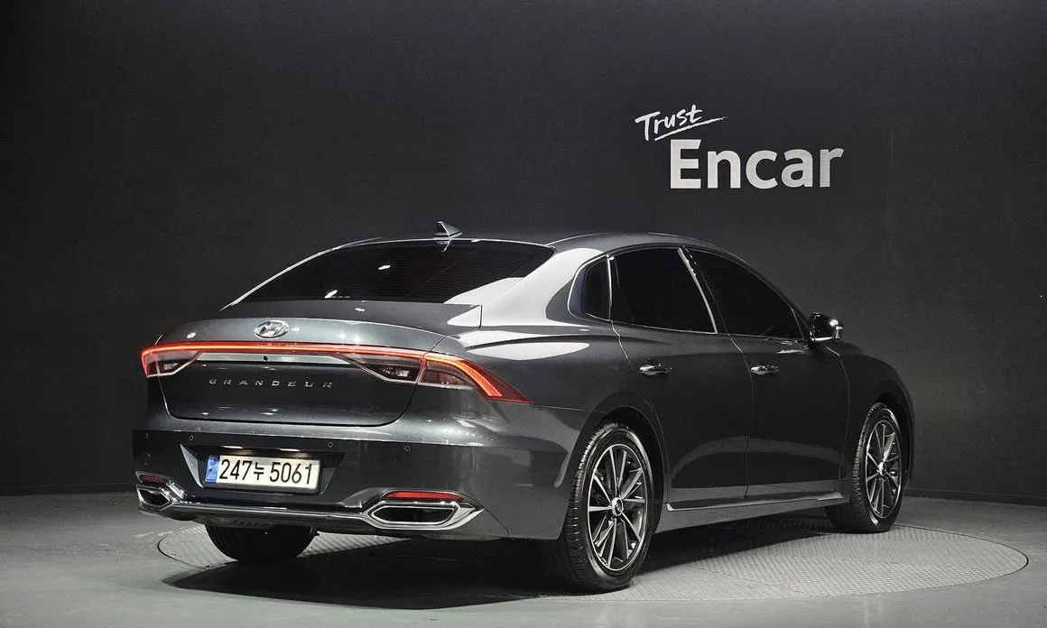 Hyundai Grandeur 2022 из KR, фото 2