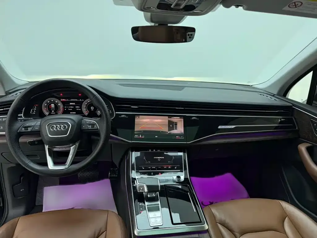 Audi Q7 2021 из CN, фото 6