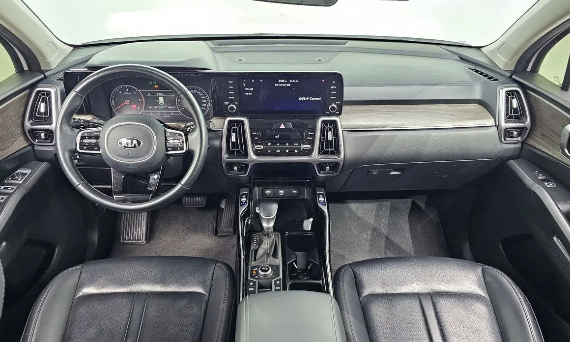 Kia Sorento — фото 5
