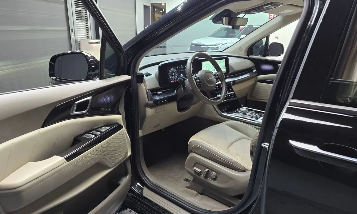 Kia Carnival 2023 из KR, фото 2