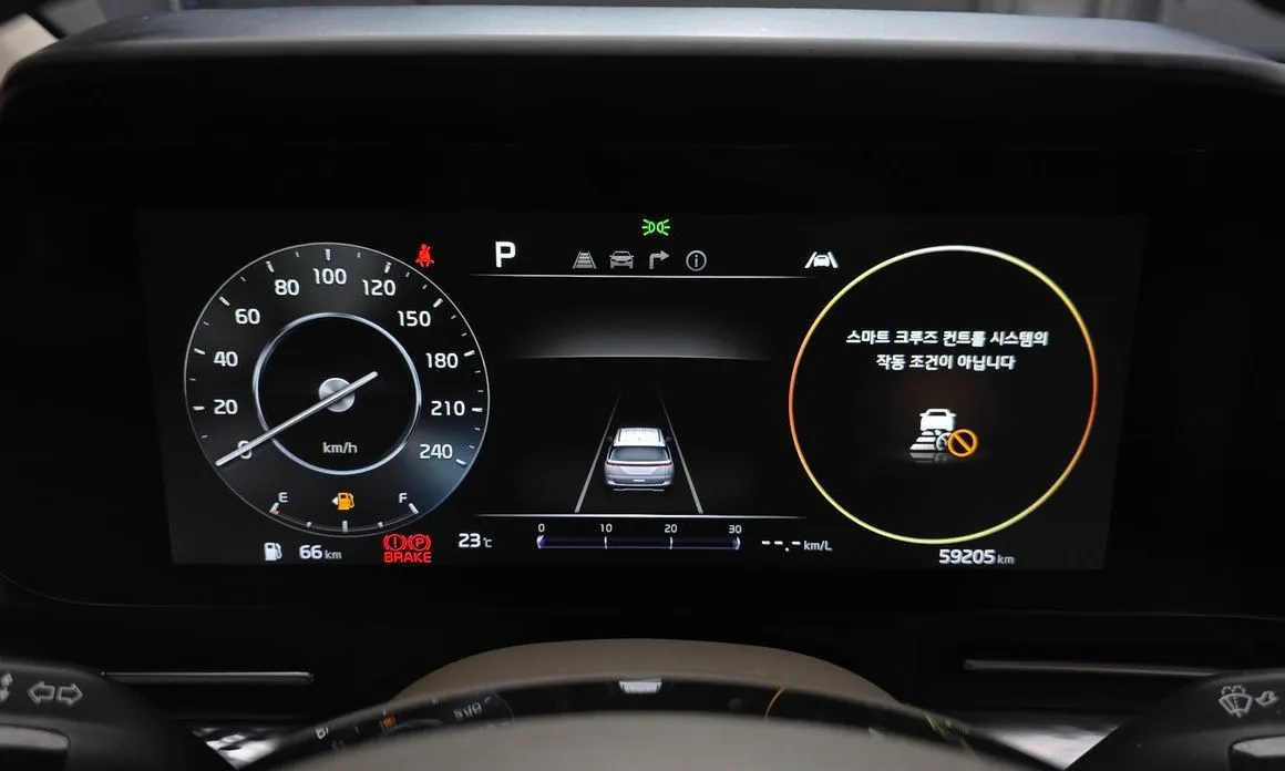 Kia Carnival 2023 из KR, фото 4
