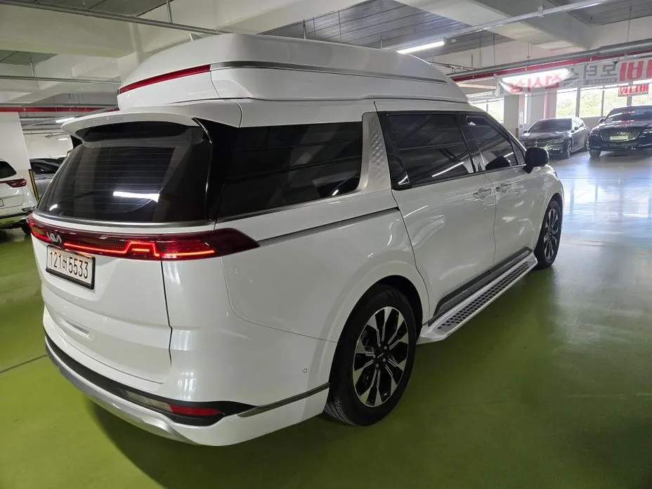 Kia Carnival — фото 10