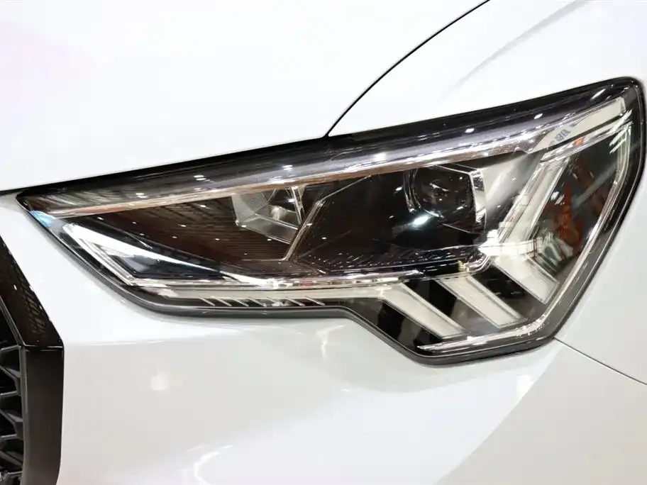 Audi Q3 Sportback — фото 6