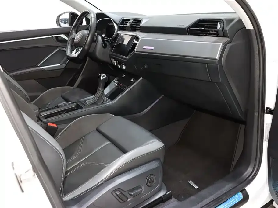 Audi Q3 Sportback — фото 5