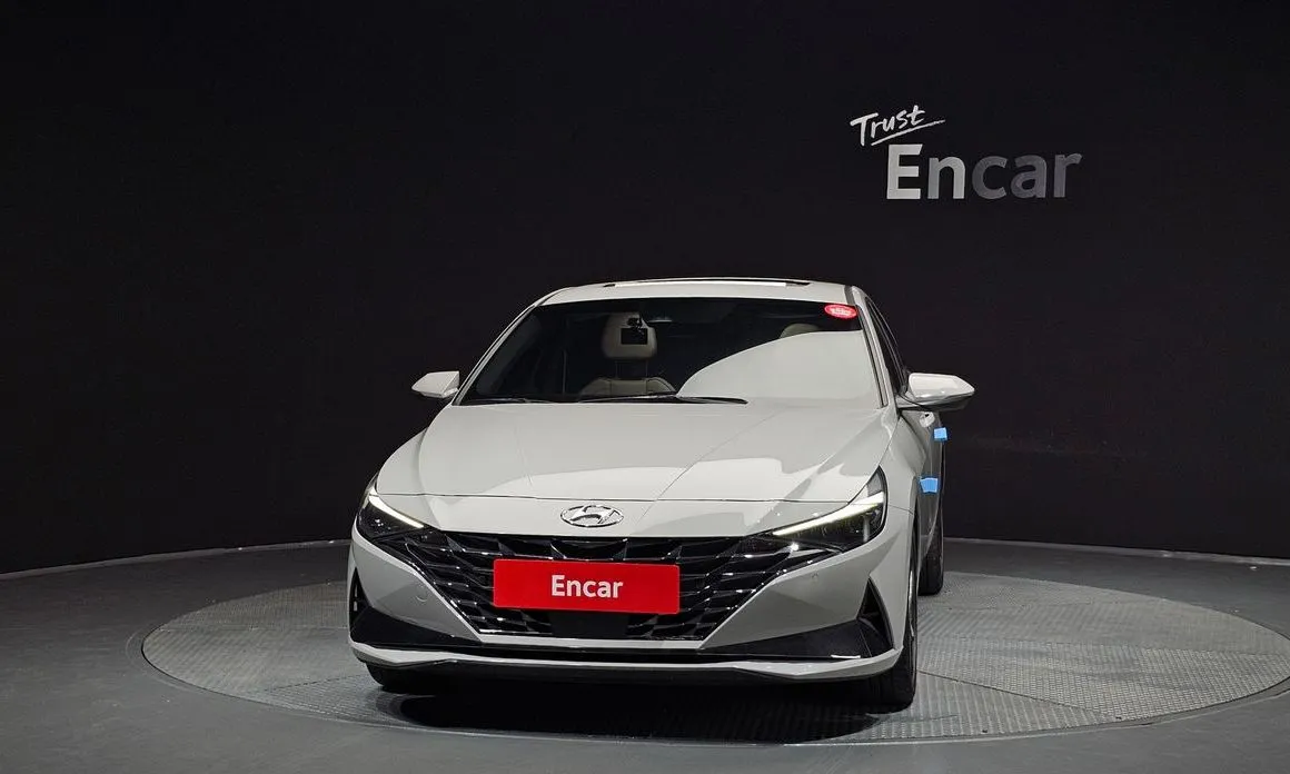 Hyundai AVANTE — фото 3