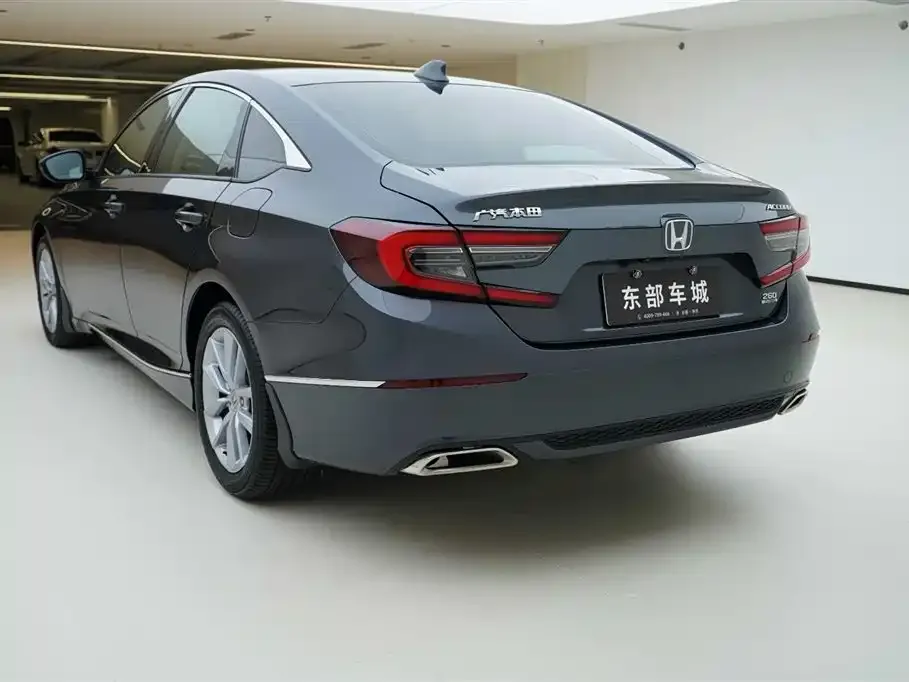 Honda Accord — фото 2