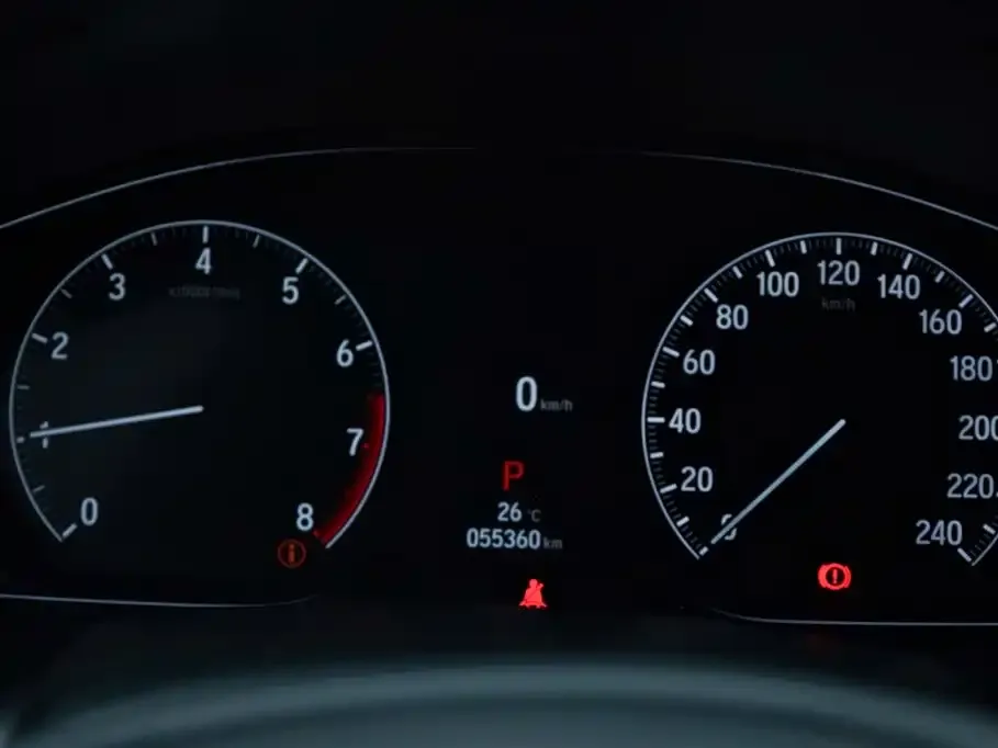 Honda Accord — фото 9
