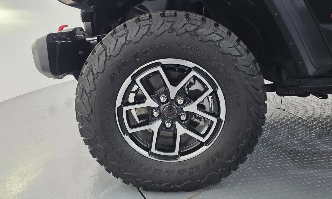Jeep Wrangler 2025 из KR, фото 4